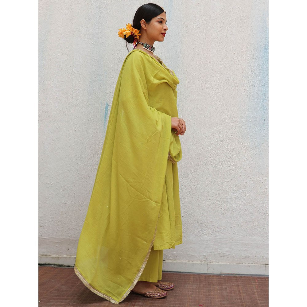 Chidiyaa Jugnu Kesar Green Mulmul Cotton Kurta Pants with Dupatta (Set of 3)