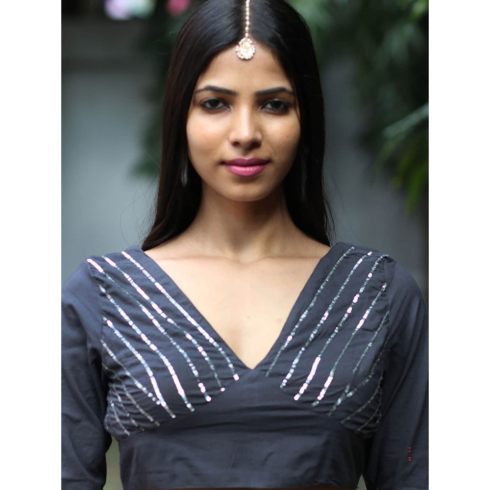 Chidiyaa Jugnu Firefly Charcoal Grey Mulmul Cotton Saree with Stitched Blouse