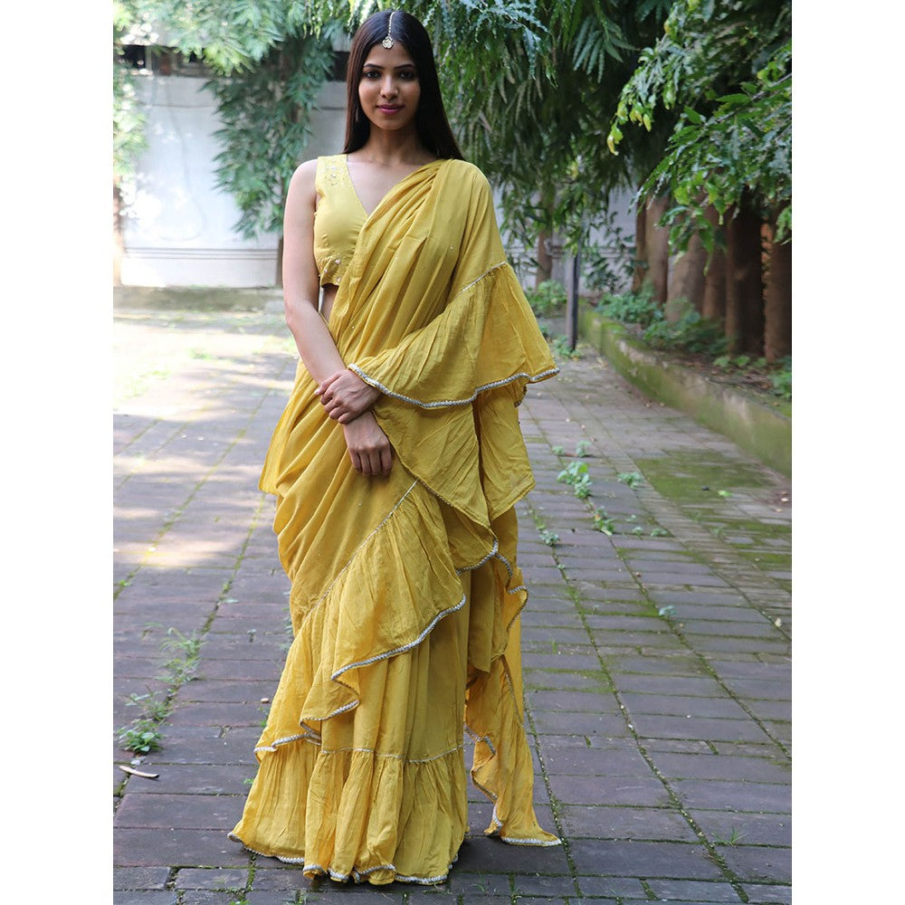 Chidiyaa Jugnu Sunflower Yellow Mulmul Cotton Saree with Stitched Blouse