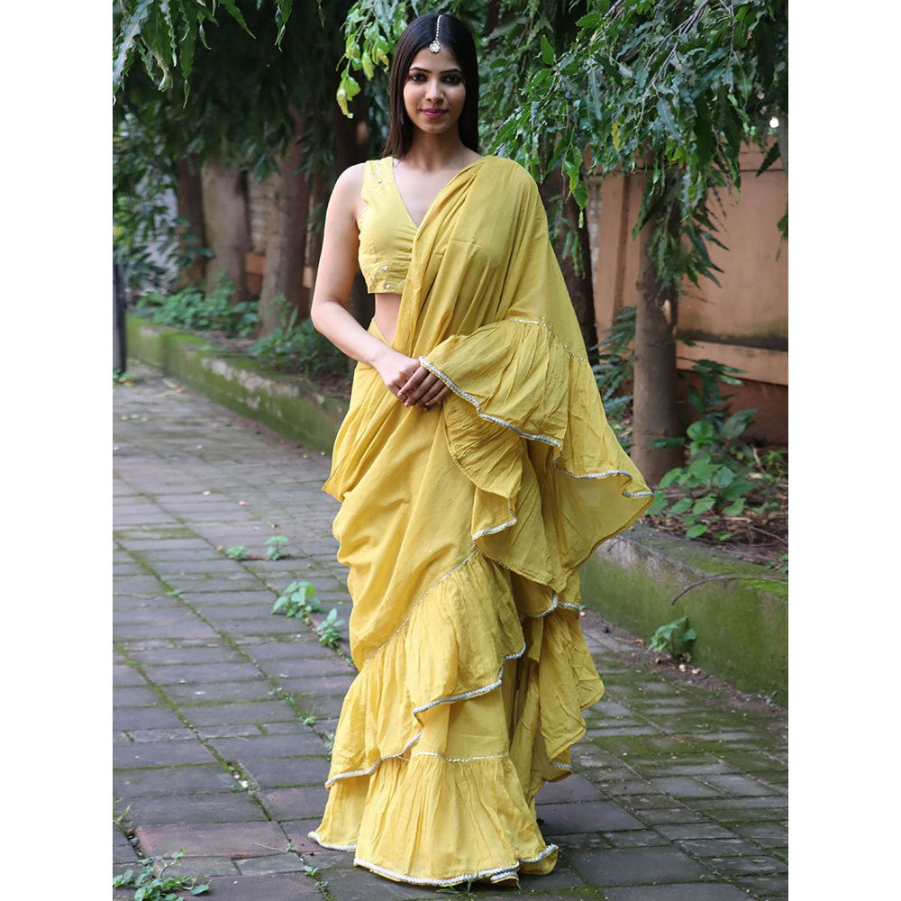 Chidiyaa Jugnu Sunflower Yellow Mulmul Cotton Saree with Stitched Blouse
