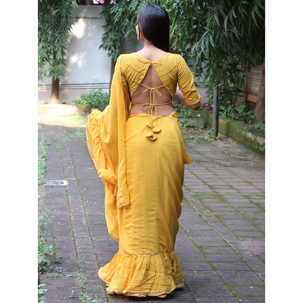 Chidiyaa Jugnu Ember Mustard Mulmul Cotton Saree with Stitched Blouse