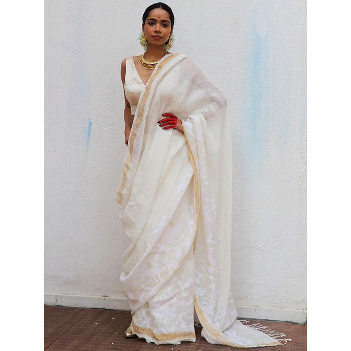 Chidiyaa Juhi Mogra Honey Dew Jamdani Handwoven Linen Saree with Unstitched Blouse