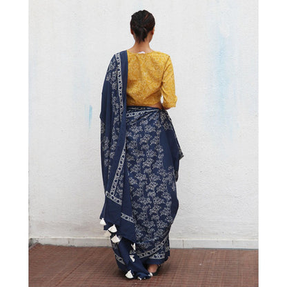 Chidiyaa Paakhi Navy Blue Hand Block Printed Cotton Saree with Unstitched Blouses