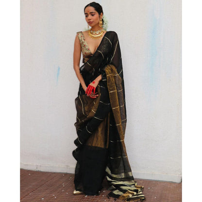 Chidiyaa Chandni Raatein Mrinmoyee Handwoven Linen Zari Saree with Unstitched Blouse