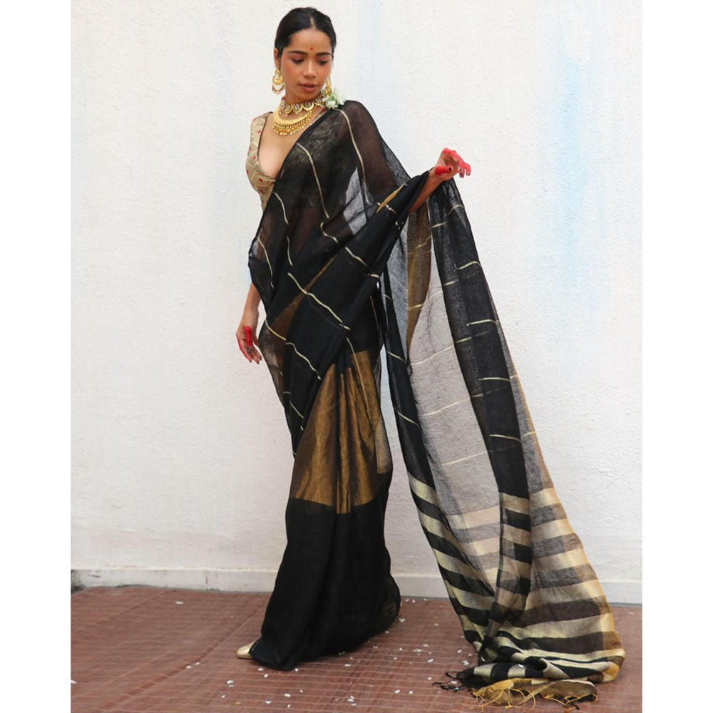 Chidiyaa Chandni Raatein Mrinmoyee Handwoven Linen Zari Saree with Unstitched Blouse
