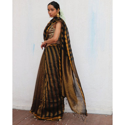 Chidiyaa Chandni Raatein Giribala Handwoven Linen Zari Saree with Unstitched Blouse