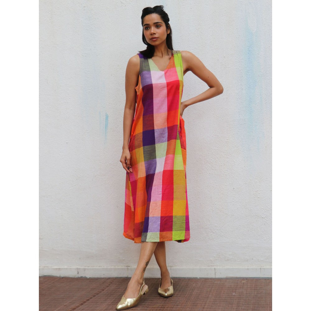 Chidiyaa Rainbow Cafe Celestyn Checks Sleevless Handwoven Cotton Dress