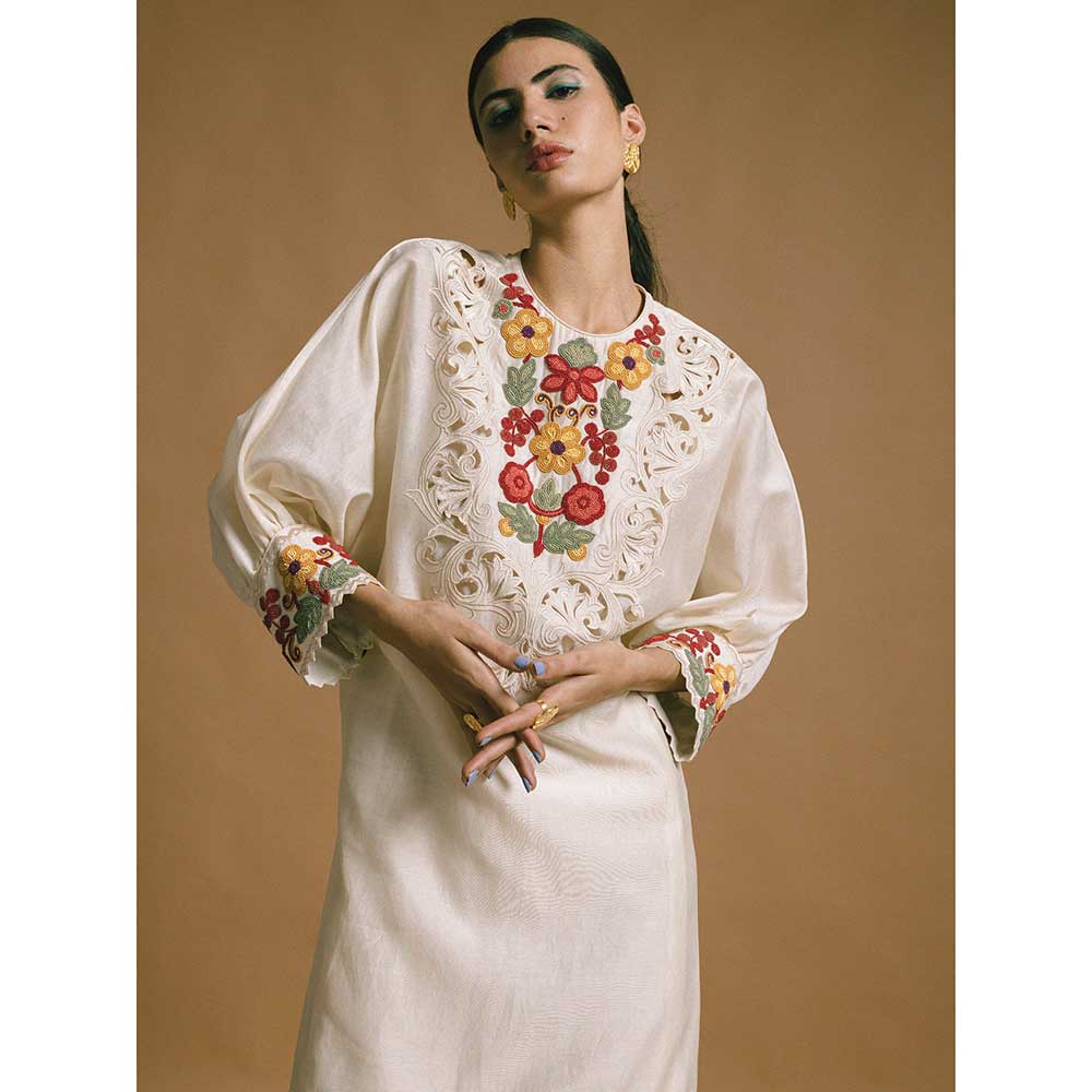 CHANDRIMA Ivory Chanderi Gathered Kimono Dress