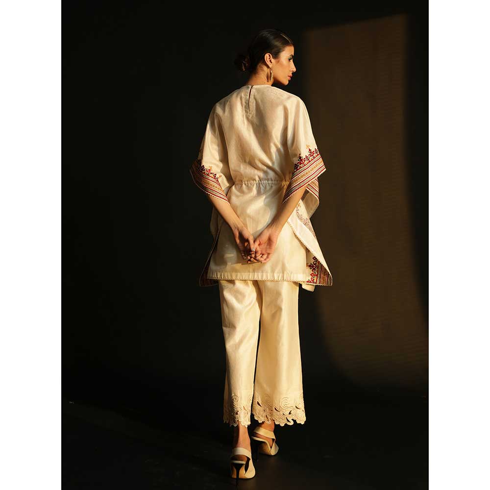 CHANDRIMA Ivory Chanderi Kaftan
