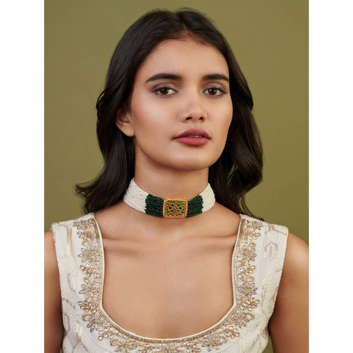 Curio Cottage Meira Thewa Pearl and Green Choker