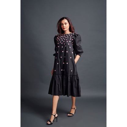 Deepika Arora Black Long Gathered Hem Midi Dress