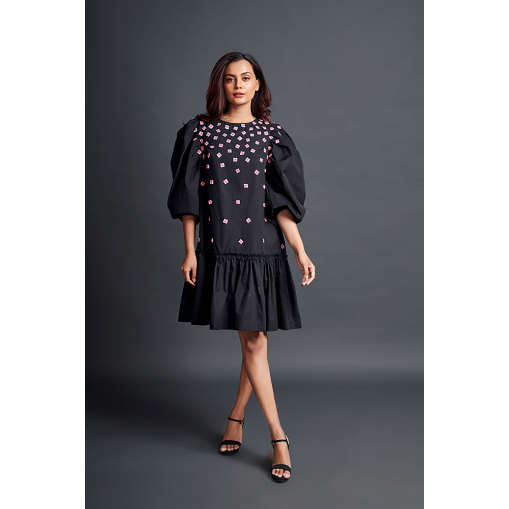 Deepika Arora Black Short Backless Gathered Hem Mini Dress