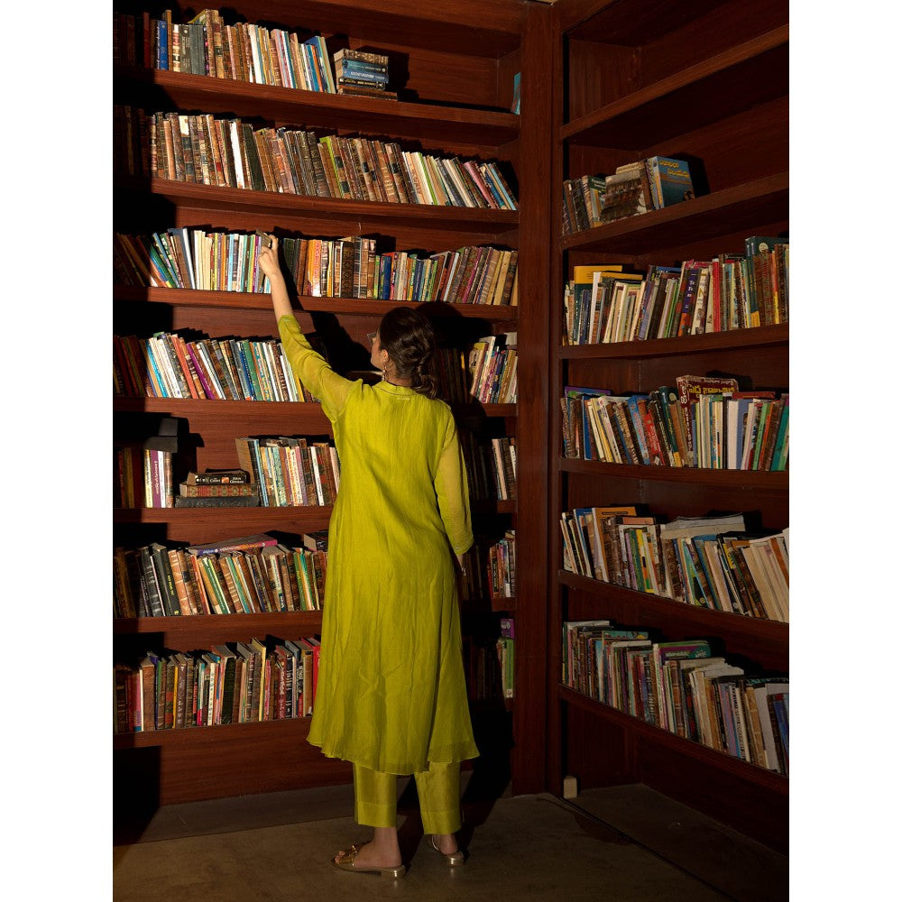 DEEPTHEE Neon Green Side Panelled A-Line Kurta with Pant & Dupatta (Set of 3)