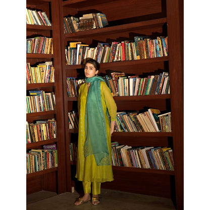 DEEPTHEE Neon Green Side Panelled A-Line Kurta with Pant & Dupatta (Set of 3)