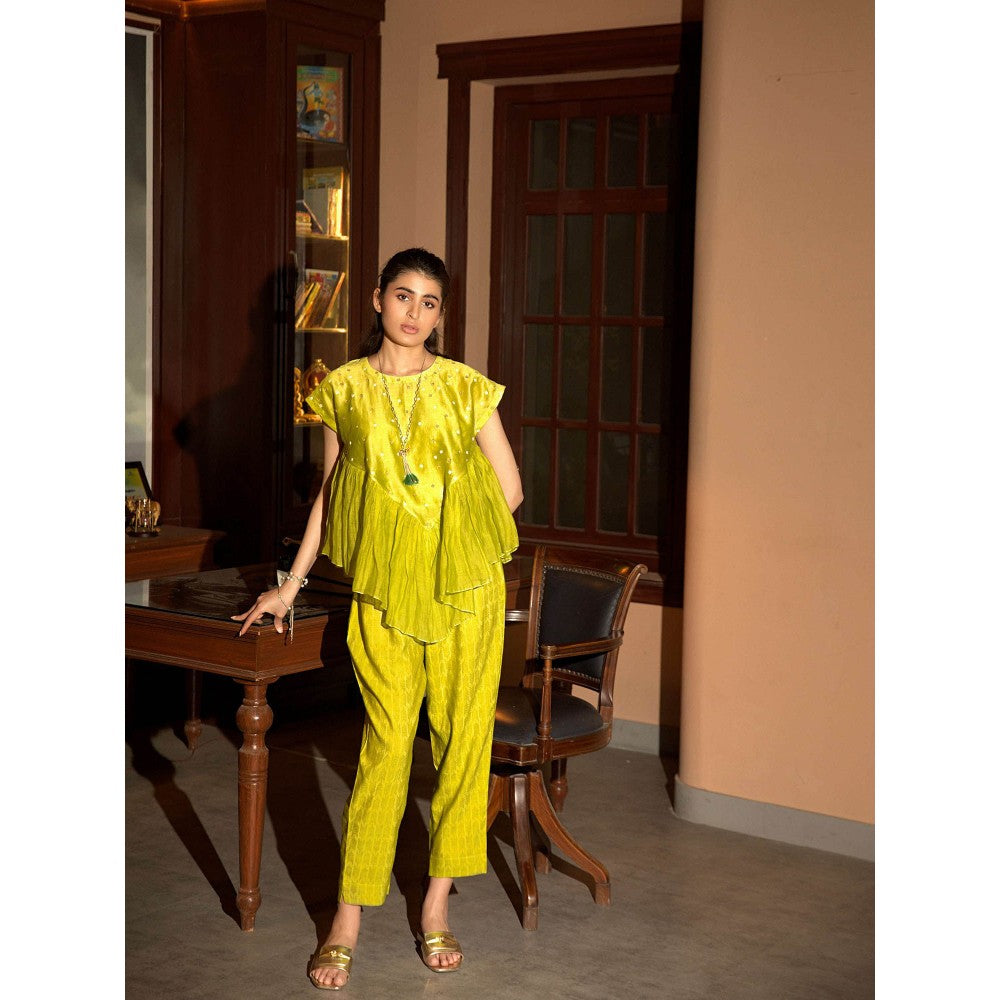 DEEPTHEE Neon Green Short Top & Pant Co-Ord (Set of 2)