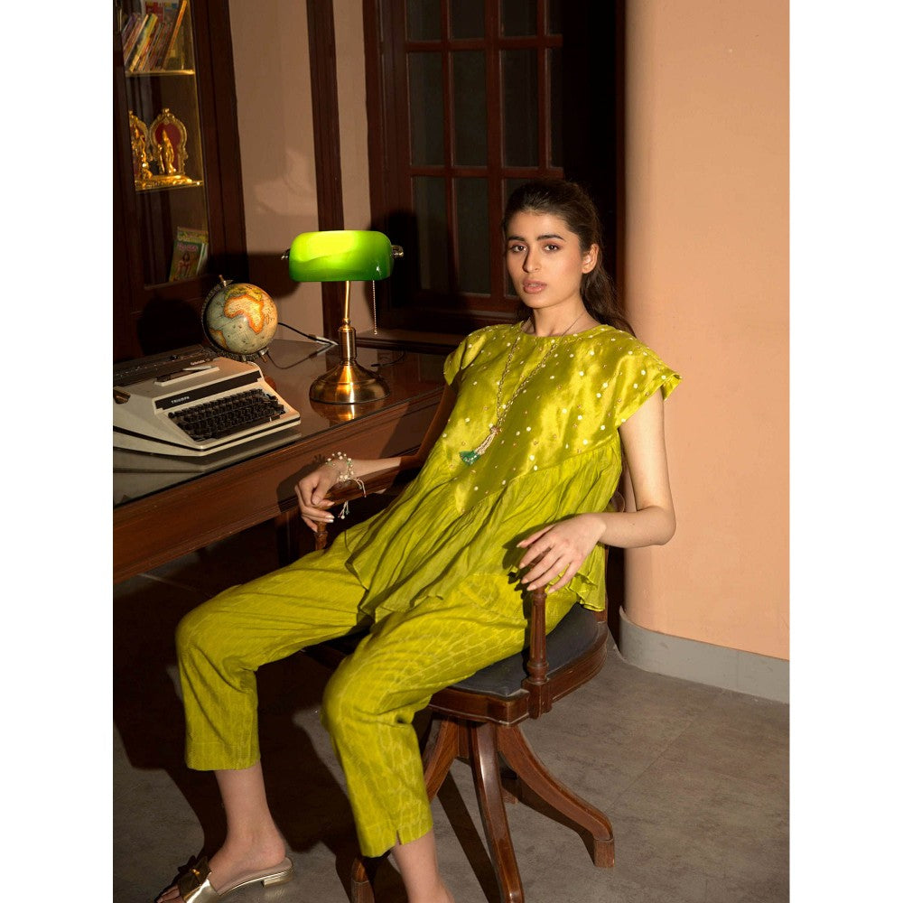 DEEPTHEE Neon Green Short Top & Pant Co-Ord (Set of 2)