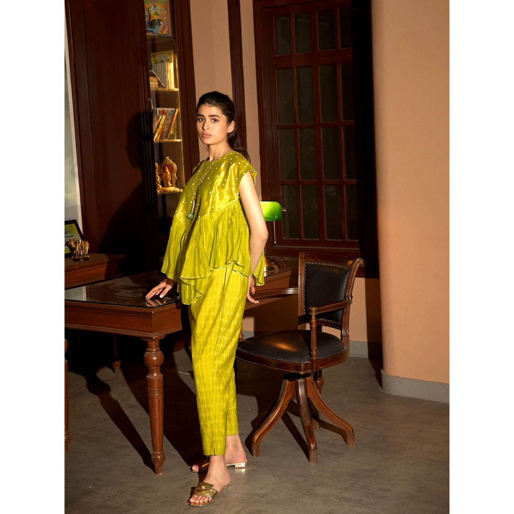 DEEPTHEE Neon Green Short Top & Pant Co-Ord (Set of 2)