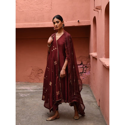 DEEPTHEE Mahogany Hand Embroidered Cross Over (Set of 3)