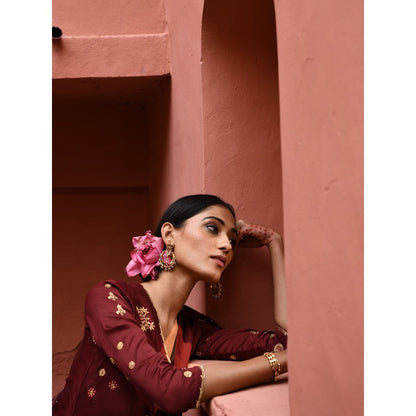 DEEPTHEE Mahogany Hand Embroidered Cross Over (Set of 3)