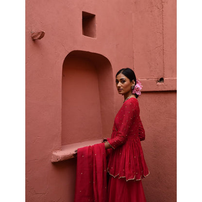 DEEPTHEE Vermillion Short Peplum (Set of 3)