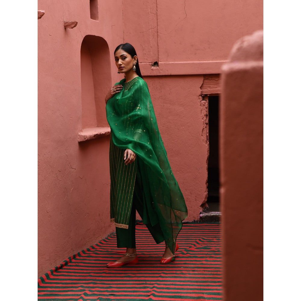 DEEPTHEE Green Striped Straight Kurta (Set of 3)