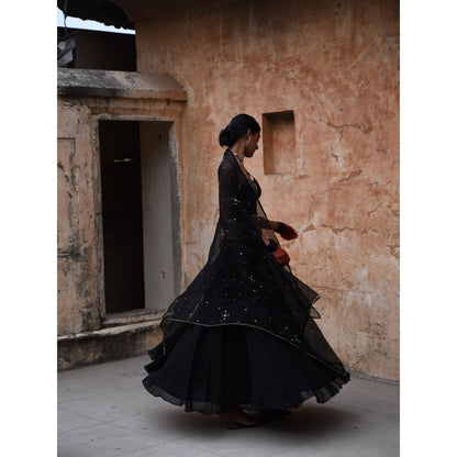 DEEPTHEE Black Cape and Skirt (Set of 3)