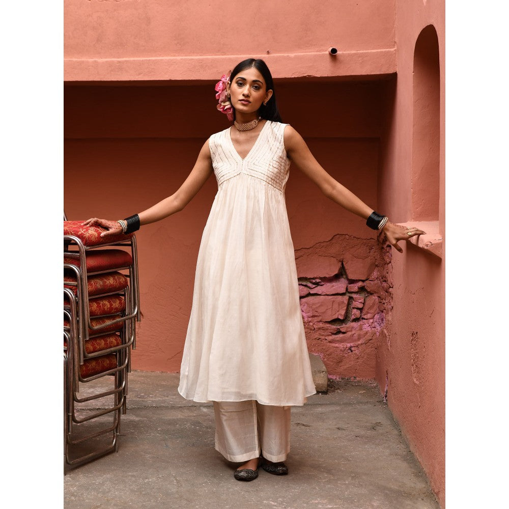 DEEPTHEE Ivory Gather Kurta (Set of 2)