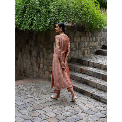 DEEPTHEE Blush Pink Hand Embroidered Kurta with Straight Pants (Set of 2)