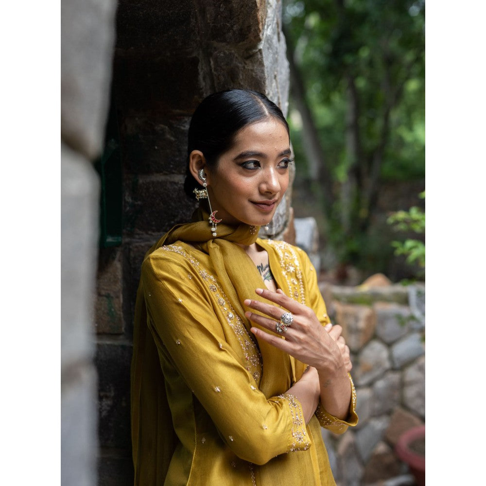 DEEPTHEE Molten Gold Yellow Hand Embroidered Kurta with Pant and Dupatta (Set of 3)