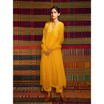 DEEPTHEE Haldi Hand Embroidered Gathered Kurta Pant & Dupatta with Slip (Set of 4)