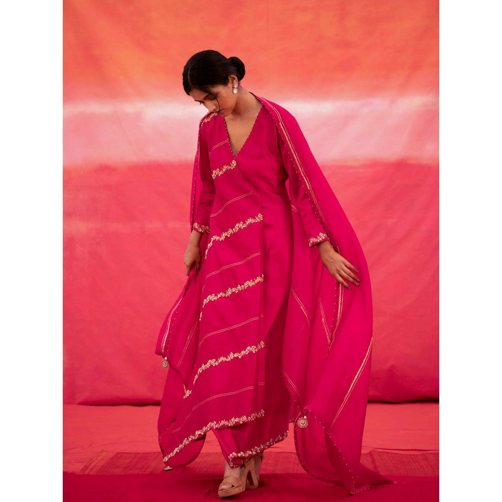 DEEPTHEE Pink Diagonally Embroidered Jaal Cross Over Kurta with Pant & Dupatta (Set of 3)