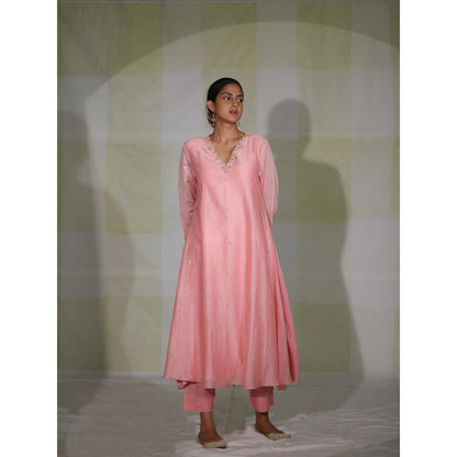 DEEPTHEE Chalk Pink Hand Embroidered Side Panel Anarkali Kurta