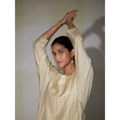 DEEPTHEE Yellow Raglan Sleeve Kurta with Pant (Set of 2)