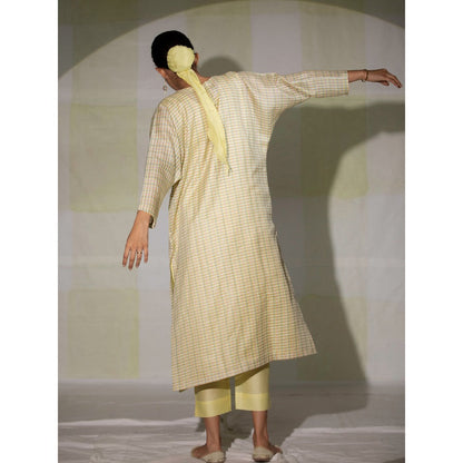 DEEPTHEE Yellow Raglan Sleeve Kurta with Pant (Set of 2)