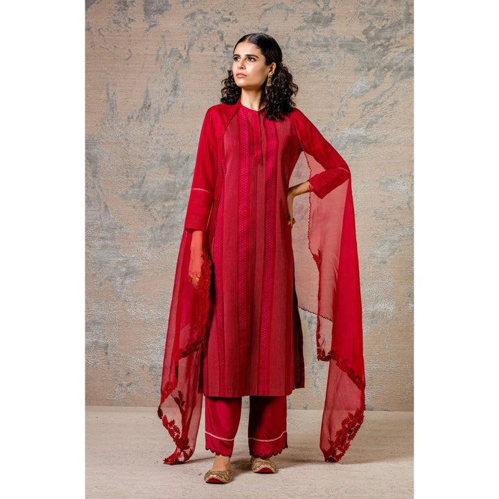 Devnaagri Maroon Pin Tuck Kurta and Palazzo with Dupatta (Set of 3)