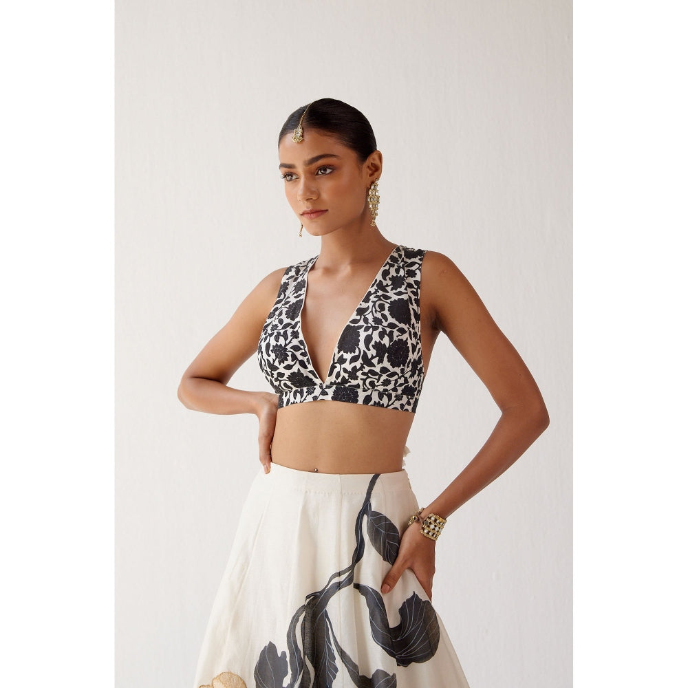 Devnaagri Ivory Handpaint Lehenga and Blouse with Dupatta (Set of 3)