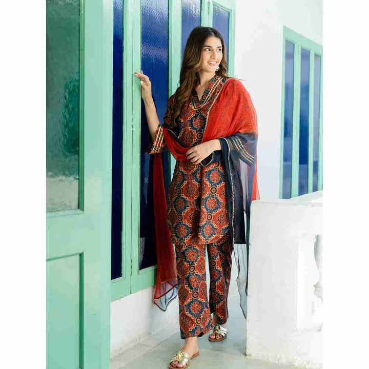 DIMPLE DESIGN STUDIO Multi-Color Printed Kurta with Pant & Dupatta (Set of 3)