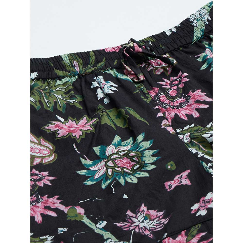 Divena Black Cotton Floral Print Night Suit (Set of 2)