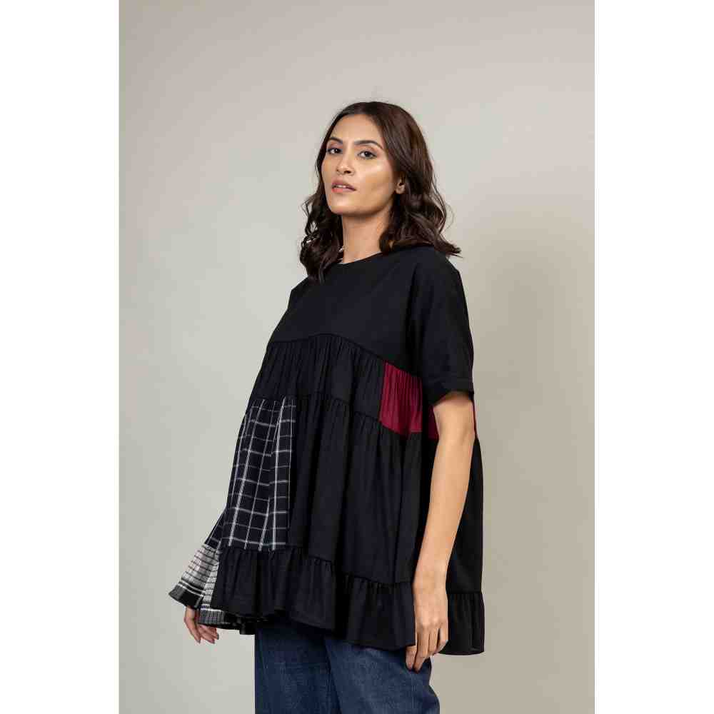 Doodlage Black Panelled Gathered Top
