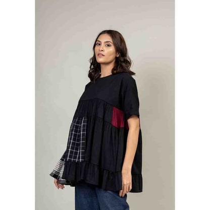 Doodlage Black Panelled Gathered Top