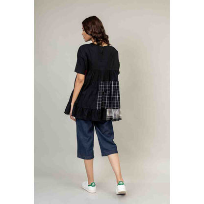 Doodlage Black Panelled Gathered Top