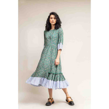 Doodlage Green Floral Printed Gathered Dress
