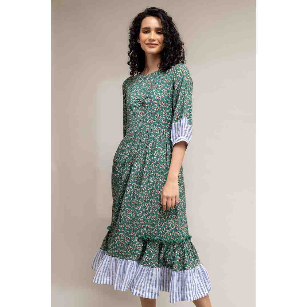 Doodlage Green Floral Printed Gathered Dress