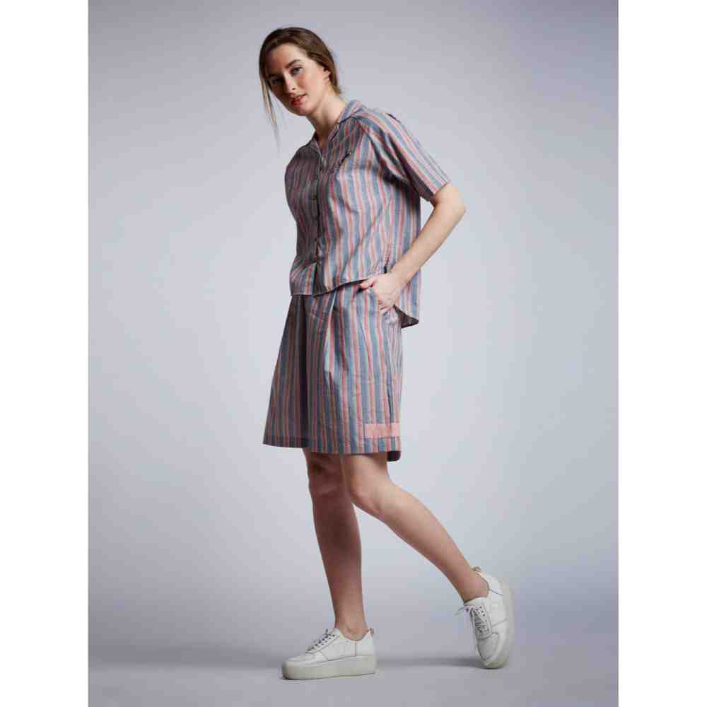 Doodlage Pleated Shorts With Patchwork