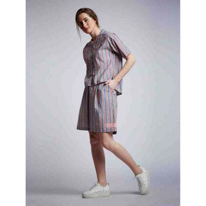 Doodlage Pleated Shorts With Patchwork