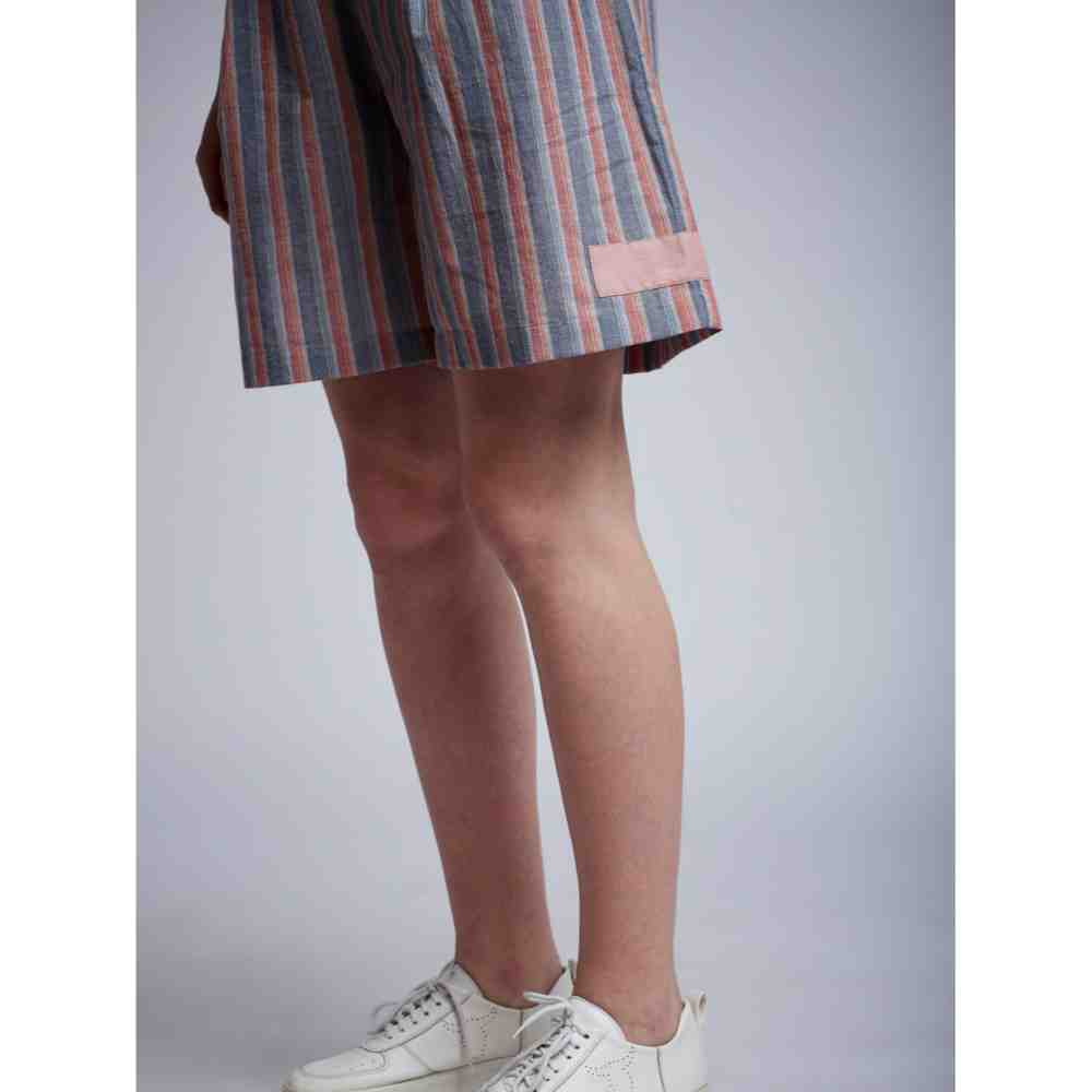 Doodlage Pleated Shorts With Patchwork