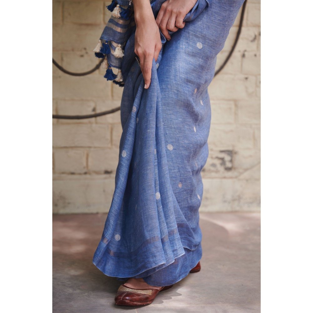 Dressfolk Intense blue handwoven sari with jamdani work