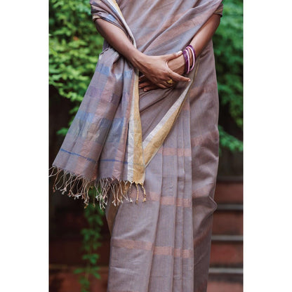 Dressfolk Numa Saree