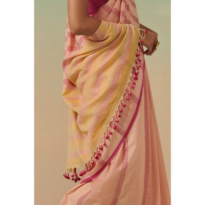 Dressfolk Women Peach Fields Saree