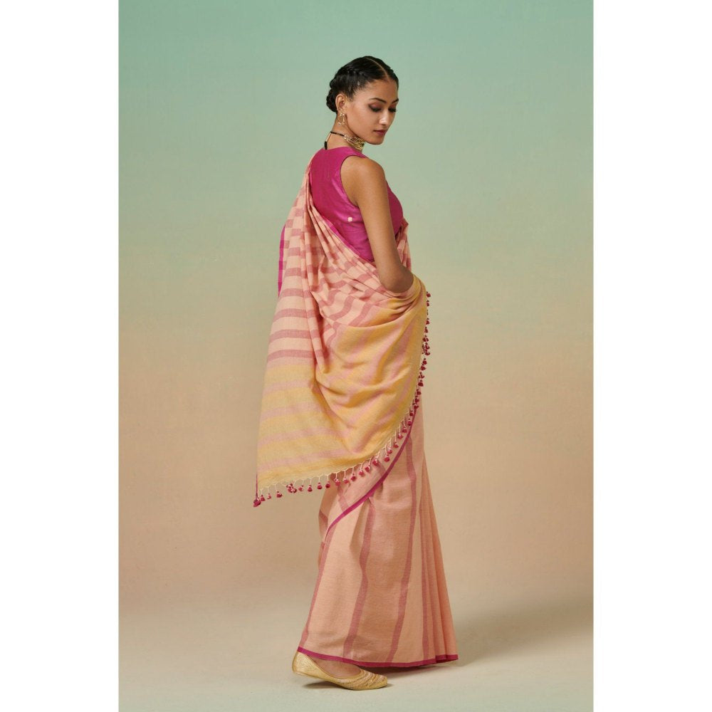 Dressfolk Women Peach Fields Saree